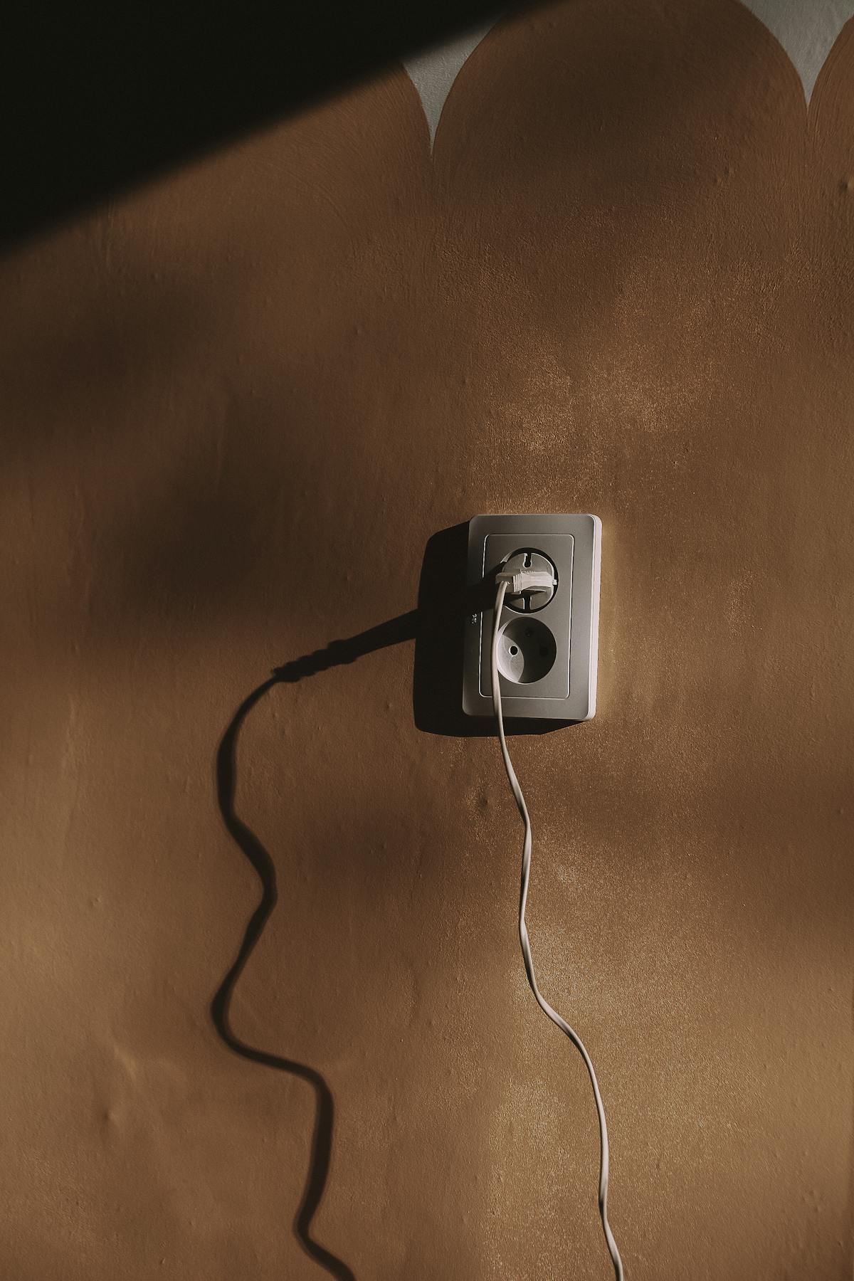 Installation électrique neuve avec prises et câblage à Cagnes-sur-Mer